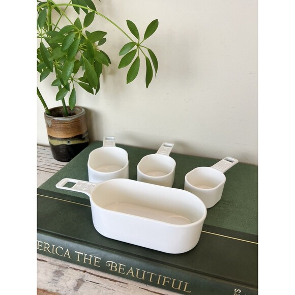 Vintage MK White Nesting Measuring Cups / Taiwan / Retro Kitchen / Country - Picture 2 of 6